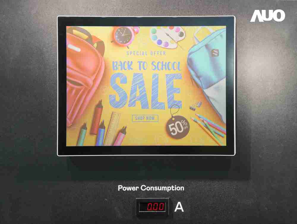 YAXIN111展示胆固醇液晶超低耗能户外全彩显示器，，，ChLC（胆固醇液晶）以双稳态技术使静态显示零功耗，，，，具省电、、高彩度、、、环保的特性，，，还整合软硬件系统解决方案，，，，可透过单一云端平台管理